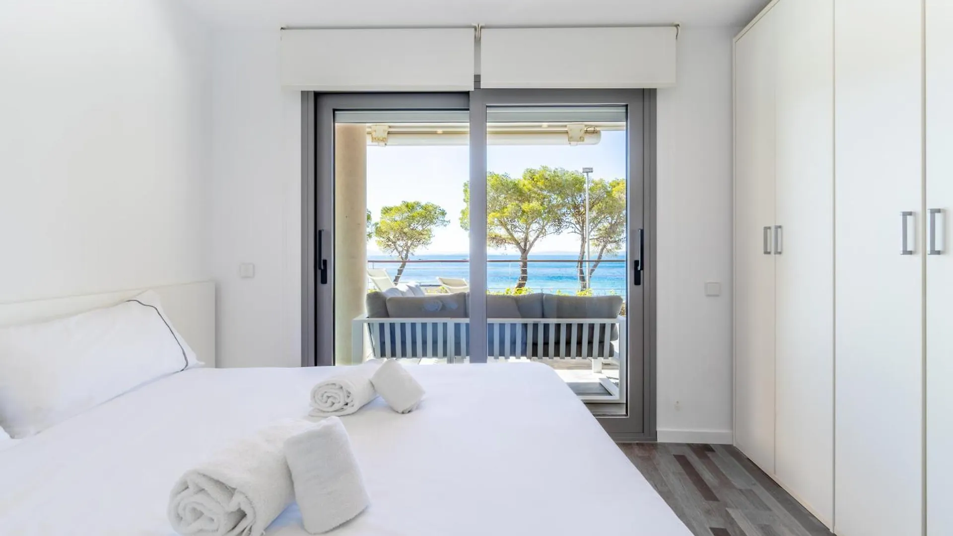 Nc Apartments Bajo B Canyelles Mar - 4 Personas Rosas